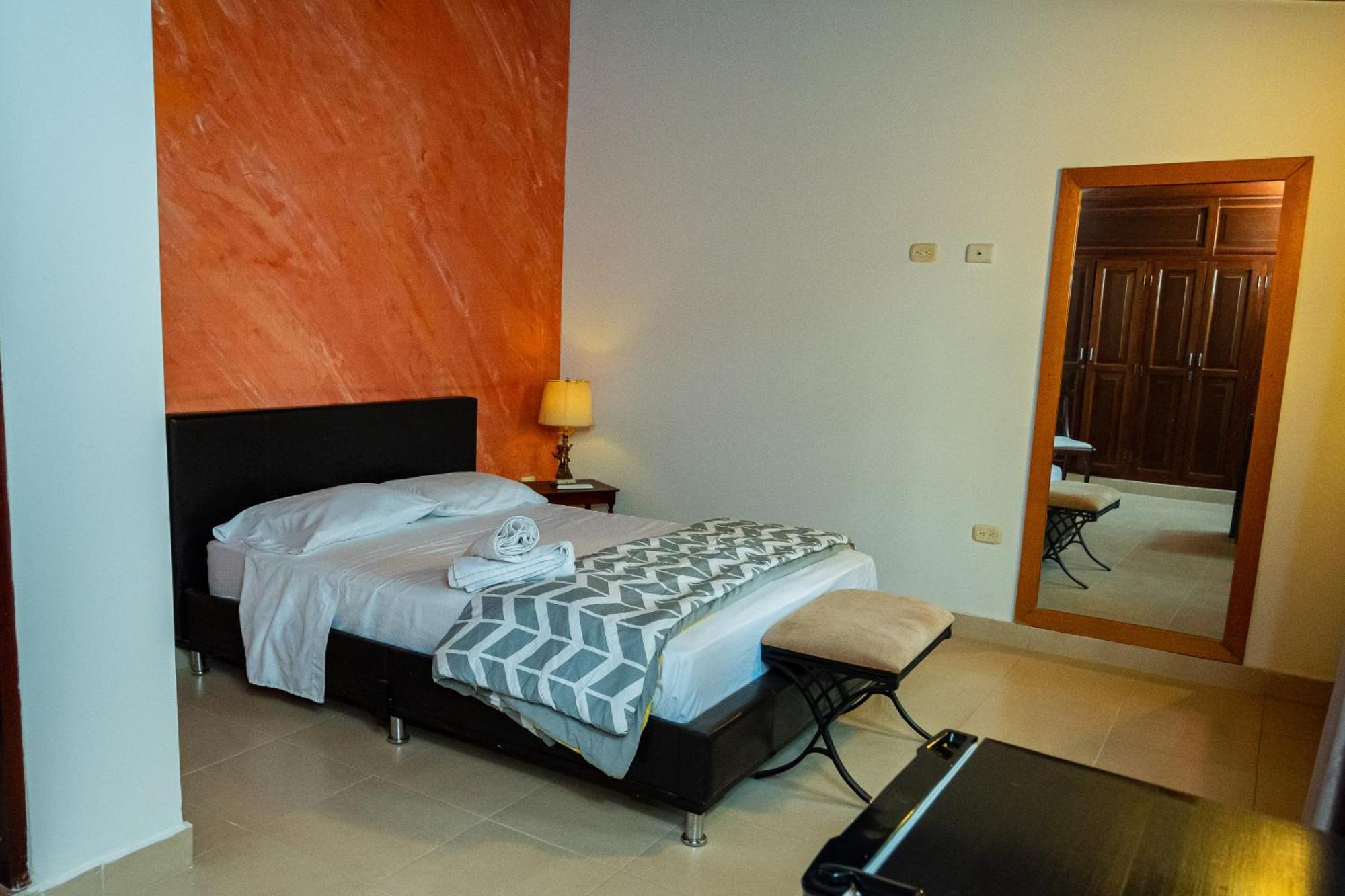 Hotel La Palma Centro Historico Santa Marta  Kültér fotó